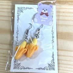 ハンドメイドピアス　バナナのサムネイル