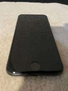 iPhone 8 64G SIMロック解除のサムネイル
