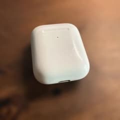 AirPods 第二世代　ケースのみ　ジャンク品 ジャンク】AirPods 第2世代（A2031）充電ケース付き - メルカリ