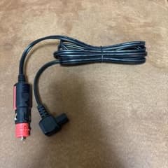 マキタ 充電式保冷温庫（CW004G）シガーソケット用コード - メルカリ