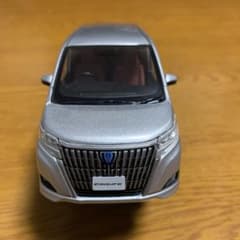 エスクァイア　トヨタ ミニカー 非売品のサムネイル
