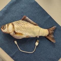 猫 おもちゃ 魚 動く 電動のサムネイル