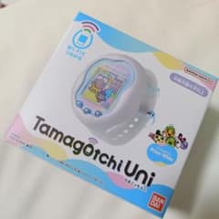 Tamagotchi Uni Prism White たまごっち UNIのサムネイル