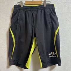 umbro ハーフパンツ、サッカーパンツサイズ150のサムネイル