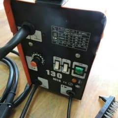 半自動溶接機！美品！ノンガスMIG格安出品！のサムネイル