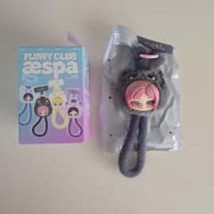 aespa Fluffy Club シリーズ POPMART ストラップ ジゼル - メルカリ