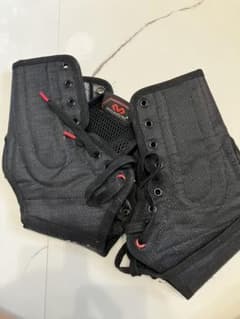 バスケ足首サポーター