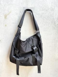Shinzone AMIACALVA MESSENGER BAG(BLACK) - メルカリ