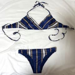 ロキシー　水着のサムネイル