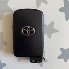 トヨタ 純正 スマートキーのサムネイル