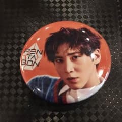 PENTAGON 缶バッジのサムネイル