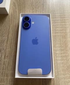 【新品未使用品】iPhone16 SIMフリー ウルトラマリン　128Gbのサムネイル