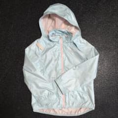 GAP　ウインドブレーカー　女の子130のサムネイル