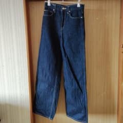 UNIQLO JEANS バギージーンズ インディゴブルー 22のサムネイル