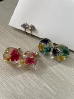 イヤリングのサムネイル