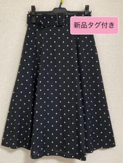 【新品タグ付き】マイストラーダ　ベルト付きフレアスカート　黒　ドット　Mのサムネイル