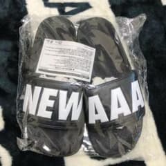 AAAサンダルのサムネイル