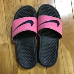 NIKEサンダルのサムネイル