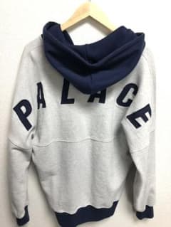 palace パーカー　日本未発売のサムネイル