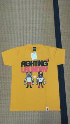 ☆値下げ☆LAUNDRY☆ タイガーマスク Tシャツのサムネイル