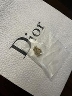 Dior イヤリングのサムネイル