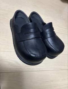 【美品】Sサイズ ラクバキ レザーローファーのサムネイル
