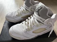 Air Jordan 5 metallic whiteのサムネイル