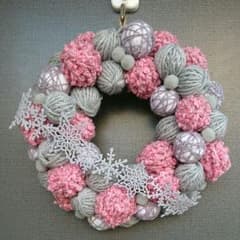 【再販】毛糸玉リース☆ふわもこピンク