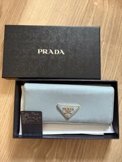 PRADA 長財布のサムネイル