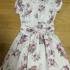ミッシュマッシュ 花柄ワンピースのサムネイル