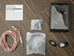 送料込 KZ ZS5 2ダイナミック＆2バランスド・アーマチュア 4ドライバ搭載のサムネイル