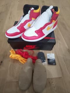 AIR JORDAN 1 HIGH OG LIGHT FUSION REDのサムネイル