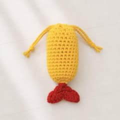 エビフライ巾着袋 ハンドメイド 編み物 リップケース 小物入れのサムネイル