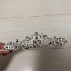 ティアラのサムネイル