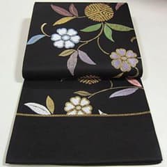 本日限定！新品 西陣織六通柄袋帯 正統派古典意匠 笹曼【綿芯仕立付 