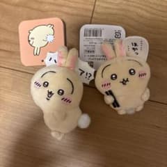치이카와 토끼 투성이 복권 봉제 장난감 배지 2 개 세트