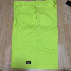 Dickies　ハーフパンツ　新品未使用 【最終値下げ】のサムネイル