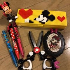 ディズニー、ミッキー、ミニー文房具セット売りのサムネイル