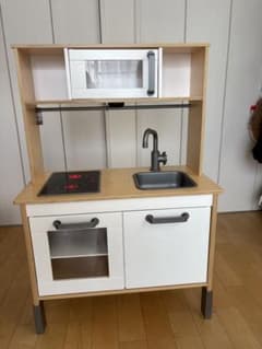 【埼玉東部 直接手渡し限定】IKEA DUKTIG おままごとキッチンのサムネイル