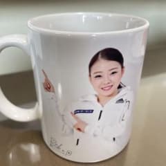 紀平梨花選手サイン入りマグカップのサムネイル