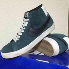 国内未発売！NIKE BLAZER MID SB USのサムネイル