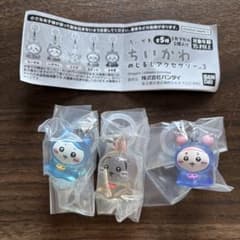 ちいかわ めじるしアクセサリー3 ハチワレ、うさぎ、古本屋 - メルカリ