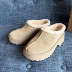 ✿ UGG ✿New Heights Cozy Clog ムートン 厚底 - メルカリ