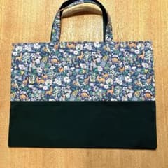 Thumbnail of リバティ生地ハンドメイド レッスンバッグ 動物柄 手提げ袋 新品未使用