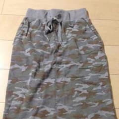 迷彩柄 タイトスカートのサムネイル