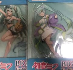 初音ミク BIG アクリルスタンド Fashion シリーズ 計2種