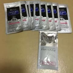 ビオレ 毛穴すっきりパック 黒色 9枚 ヘアパック一枚のサムネイル