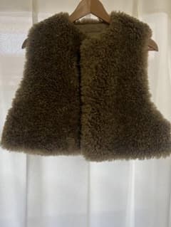 HYKE ファー素材 カーキ ベスト - メルカリ