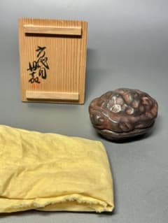 香合 丹嘉(伏見人形窯元) 雪舟寺銘 亀香合 お茶道具 共箱 黄布付き 美