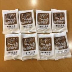 宗家くつわ堂 小瓦せんべい 8枚 人気商品ですのサムネイル